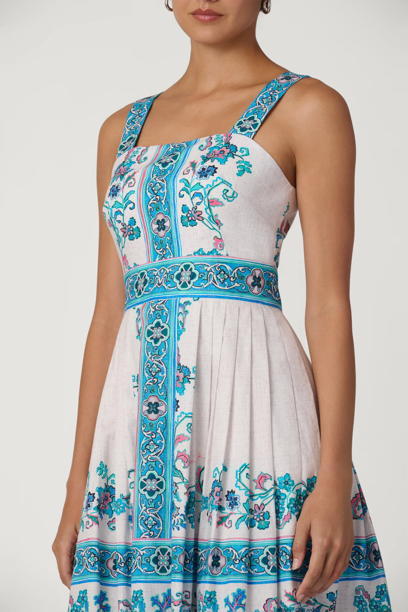 Almma Dress - Image 2